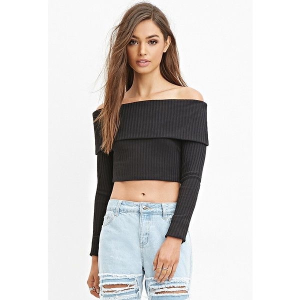 Off the shoulder long sleeve